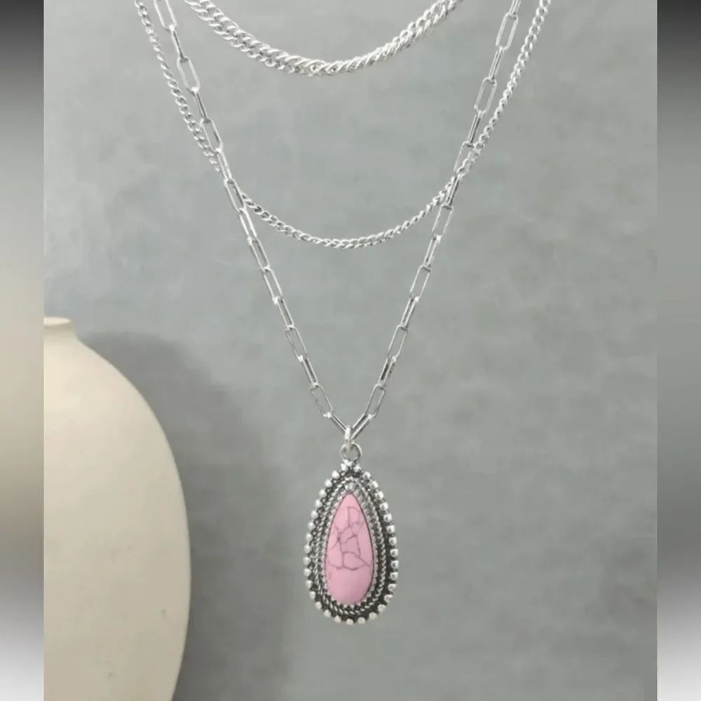 Boho Pink Pendant Necklace A1335